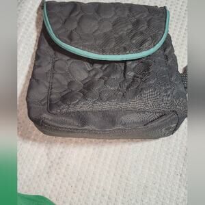 THIRTY ONE EUC QUILTED 2 WAY CONVERTIBLE CROSSBODY. BACKPACK BAG